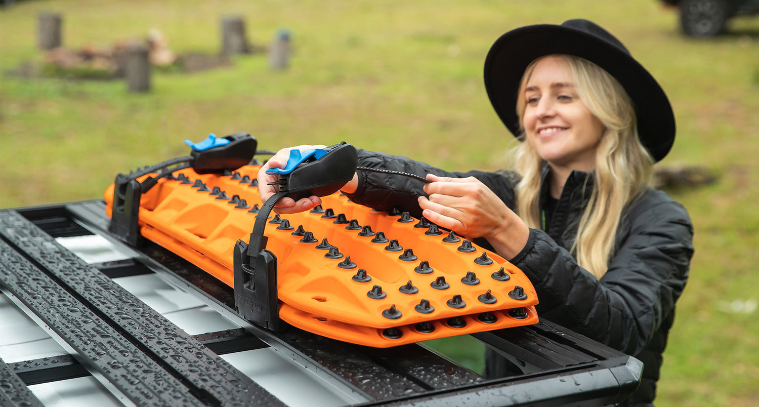 Rhino-Rack Stow iT Recovery Track Holder– Roof Rack Centre